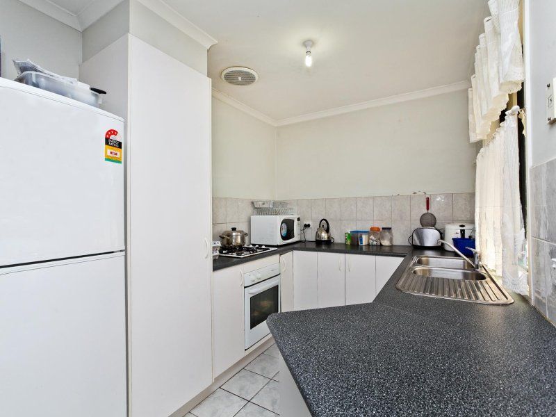 18 Freeman Avenue, Burnside - Thumbnail 4