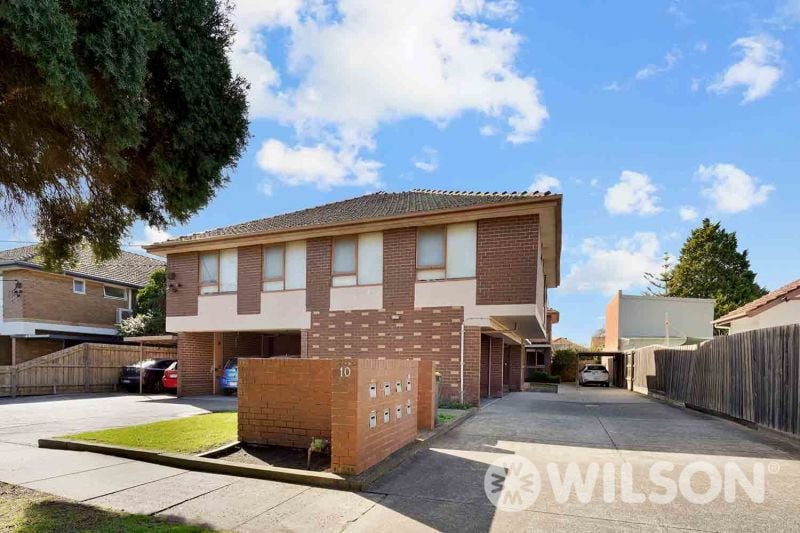 2/10 Roseberry Grove, GLEN HUNTLY Wilson Agents