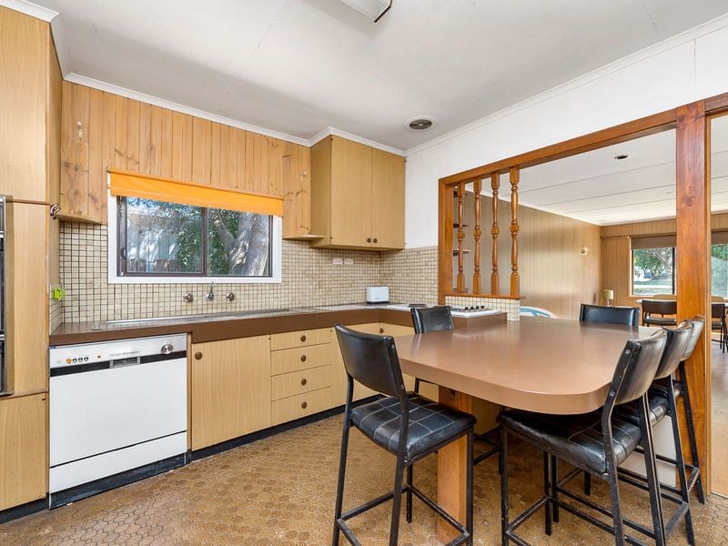 41 Montrose Avenue, Apollo Bay - Thumbnail 3