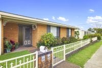 4/2 Bowra Street URUNGA NSW