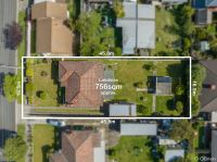 1 Wallace Street, Bentleigh East VIC, Bentleigh East - Image 1