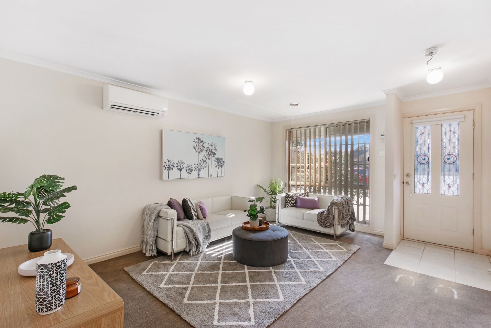 Easy-Care Living, Central Location