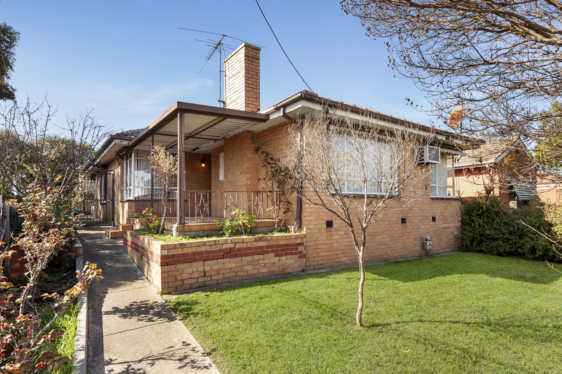 Prime Corner Site - 495.5m2 approx.