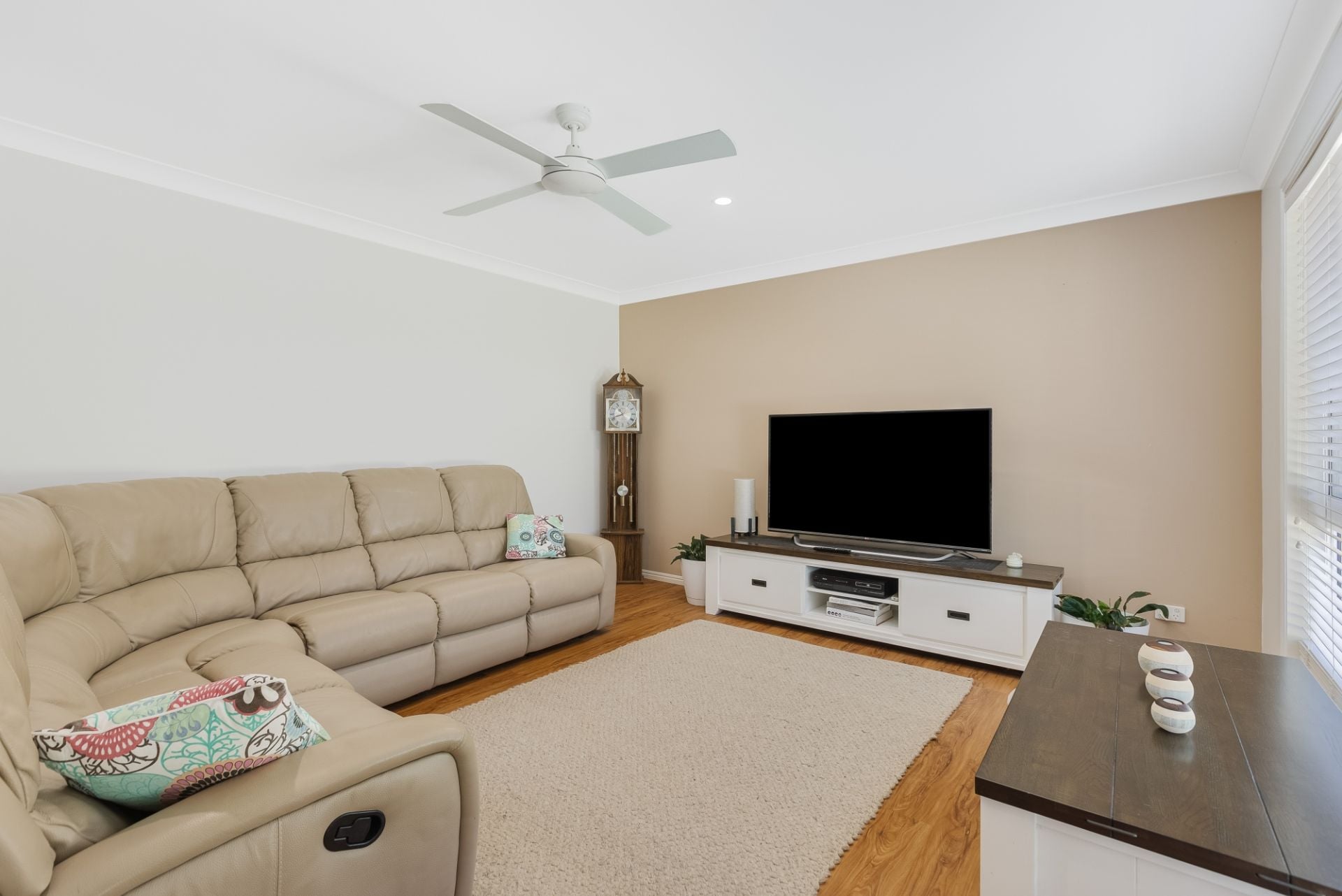 21 Honeymyrtle Drive Banora Point NSW, Banora Point - Thumbnail 4