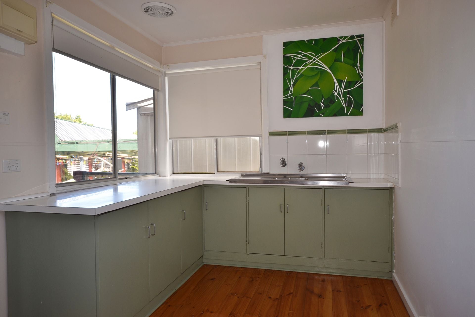 SPACIOUS ONE BEDROOM UNIT