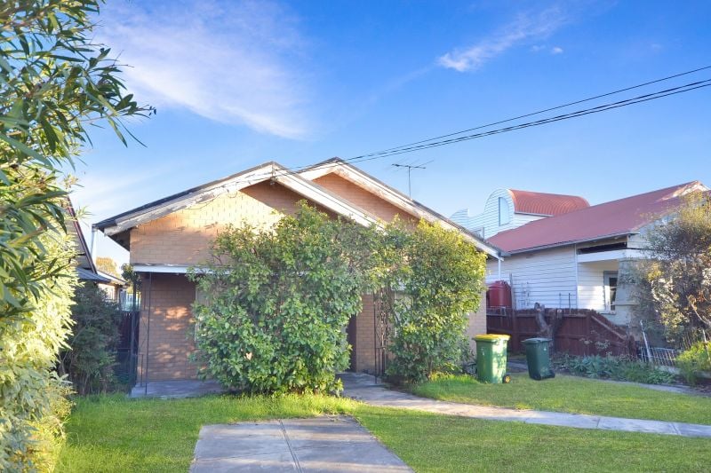15 Latona Avenue, Preston West
