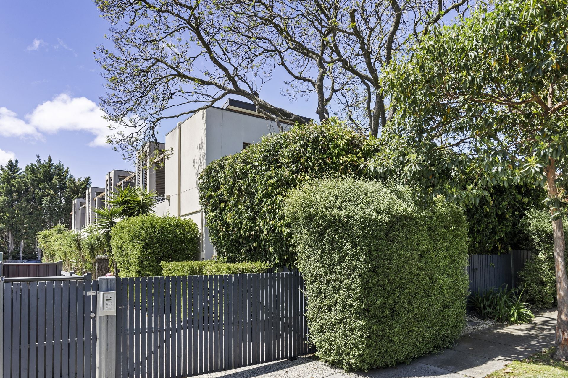 8/12 Wyuna Road, Caulfield North - Thumbnail 2