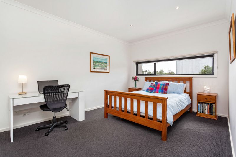 2/10 Cala Street, West Footscray - Thumbnail 7