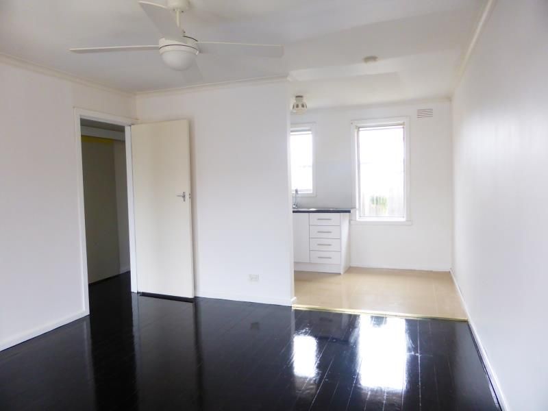 Renovated One Bedroom Unit