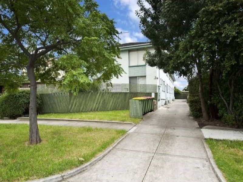 2/110 Rupert Street, West Footscray - Image 1