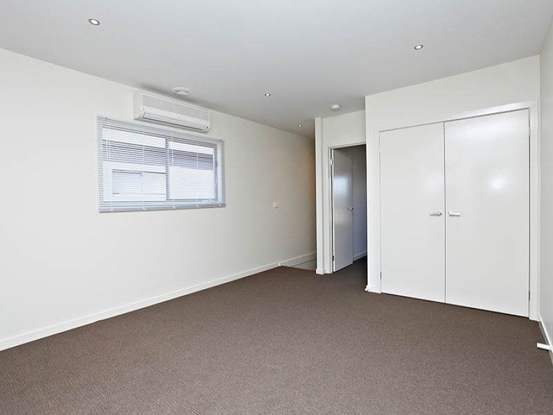 44 Arroyo Place, Caroline Springs - Thumbnail 7