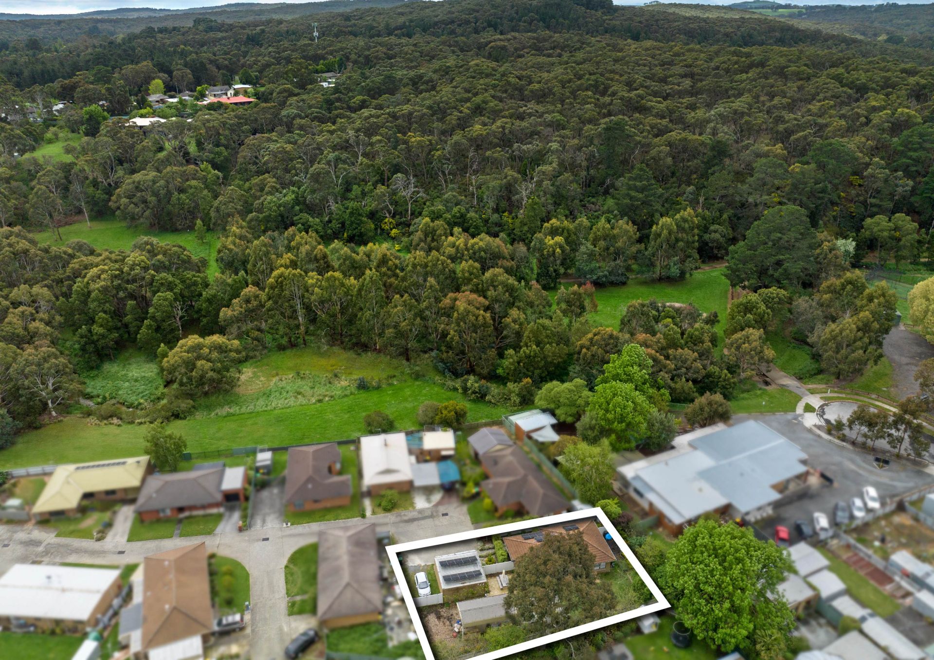 10 Florence Court, Brown Hill, Brown Hill - Thumbnail 2