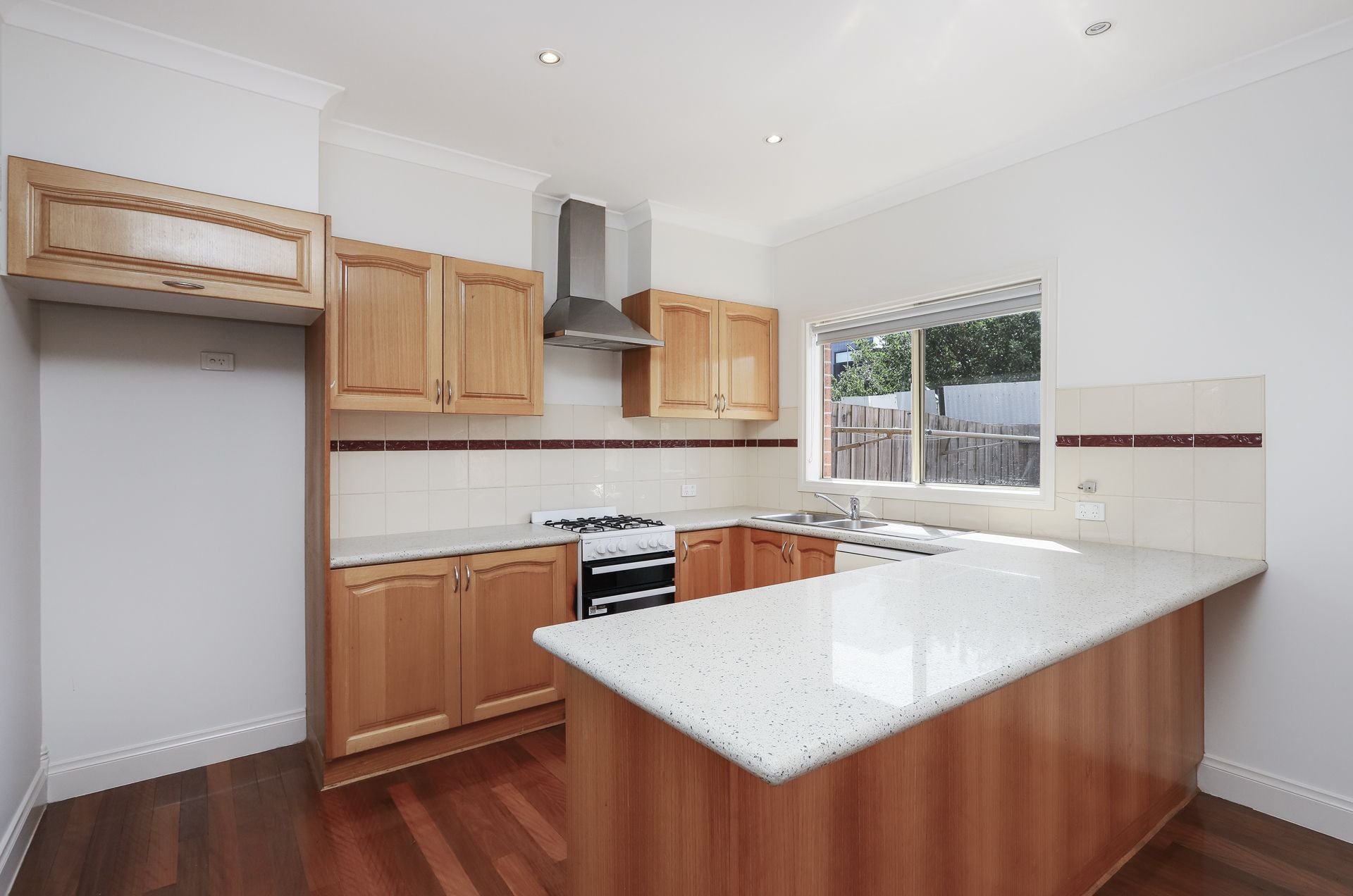 2/3 Dempster Street West Footscray VIC, West Footscray - Thumbnail 4