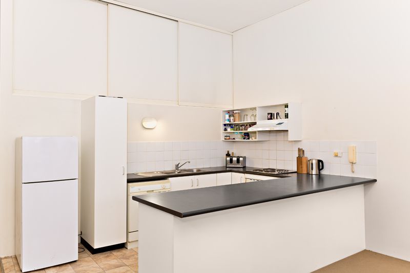 SOLD- Space and Light in a Smart Warehouse Conversion