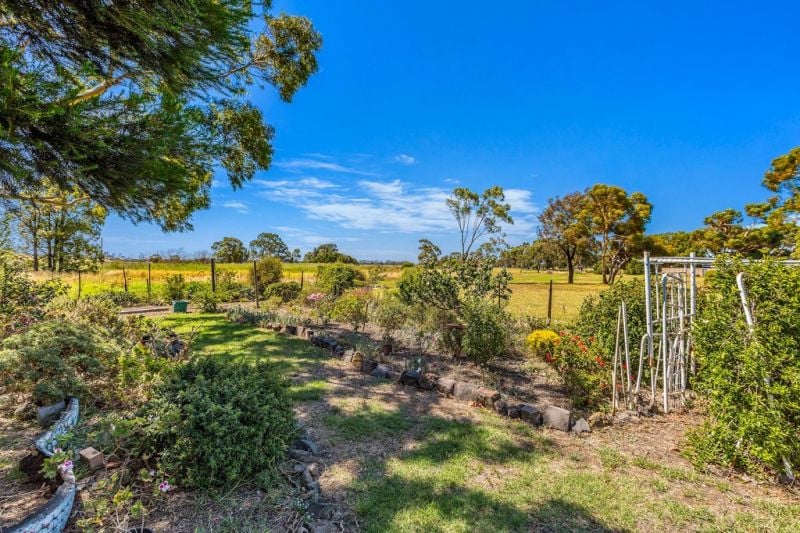 70 McIntyre Drive, Altona - Thumbnail 6