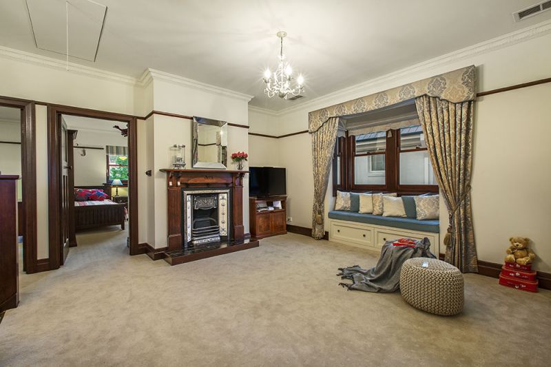 104 Harp Road, Kew - Thumbnail 4