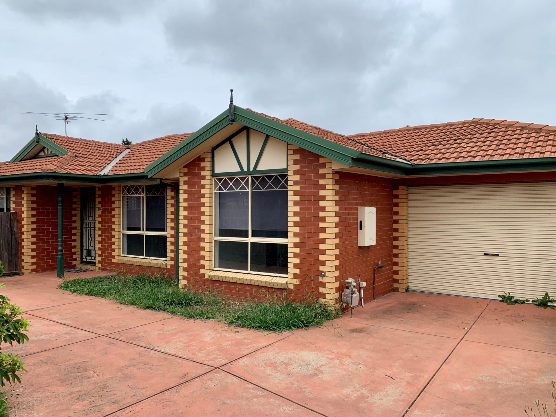 PRIME LOCATION, AFFORDABLE PRICE TAG   *Insp Sat 18th Jan @ 11:40am & Wed 22nd Jan @ 4:00pm*