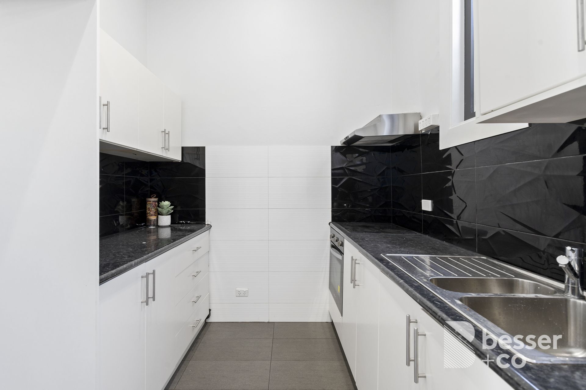 347 Balaclava Road, Caulfield North - Thumbnail 8