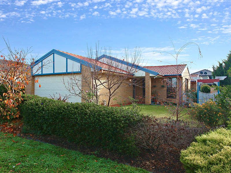 14 Avenham Court, Hillside - Thumbnail 2