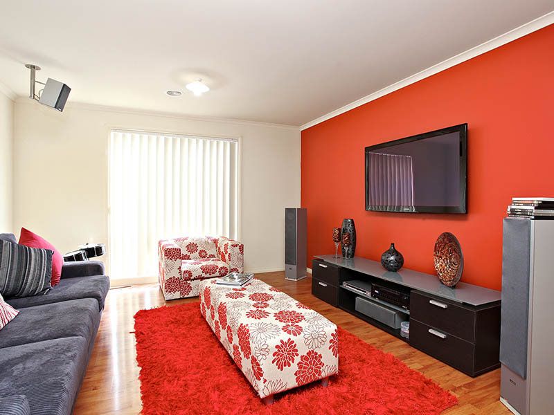 10 Alpine Gardens, Caroline Springs - Thumbnail 5