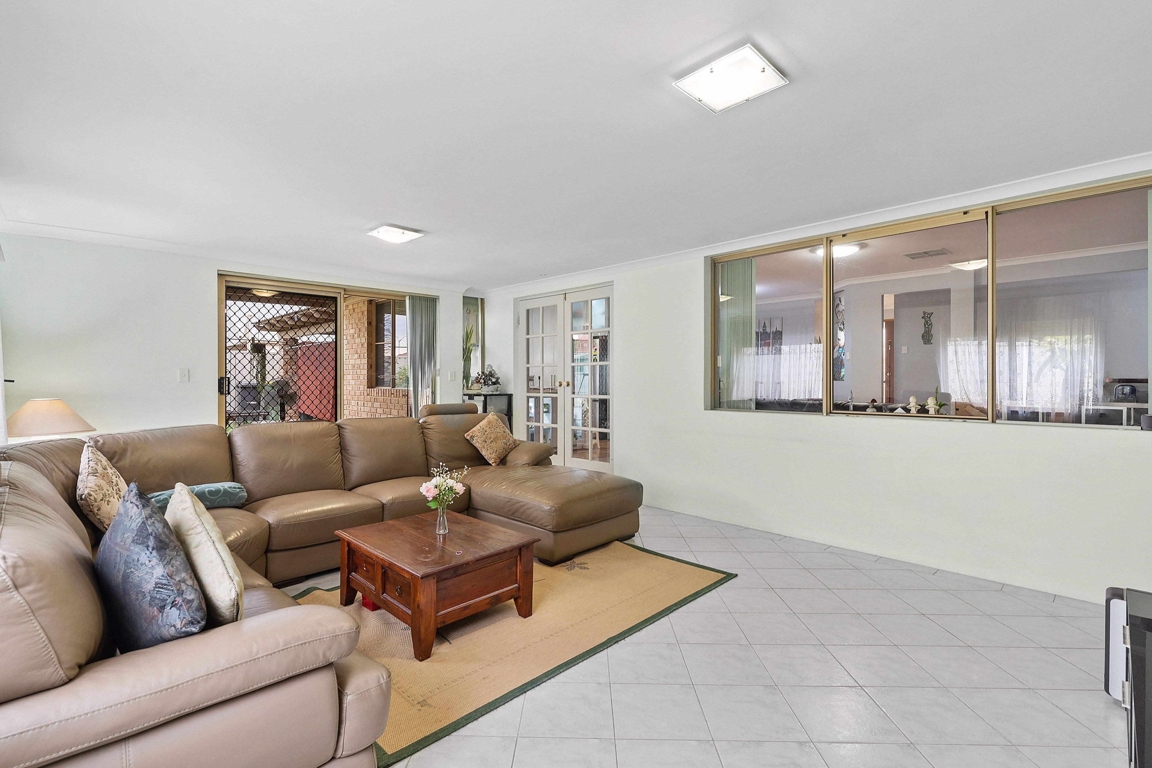 Real Estate For Sale 9 Brunswick Road Thornlie , WA