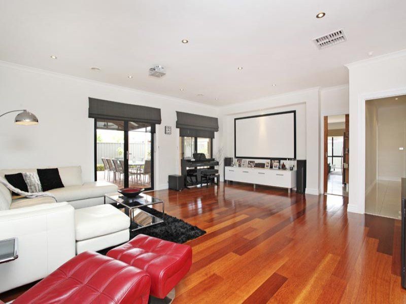 12 Whyalla Place, Burnside - Thumbnail 6