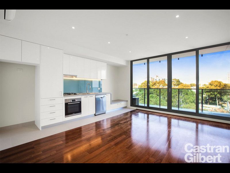 502/42 Wilson Street, South Yarra - Thumbnail 3