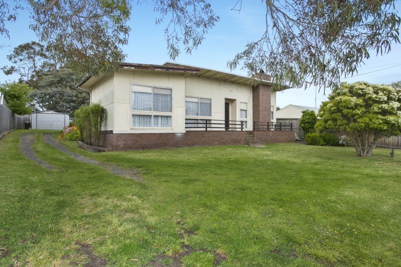 38 Asbury Street Ocean Grove VIC, Ocean Grove - Thumbnail 2