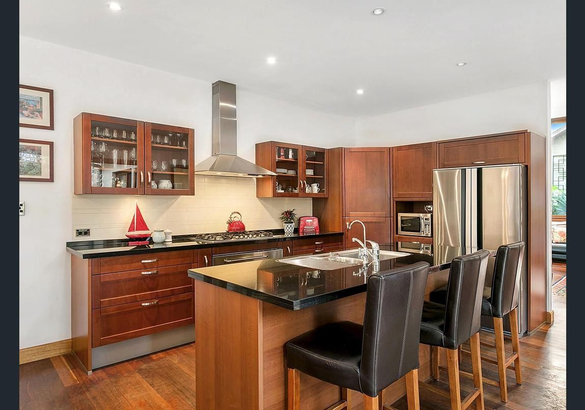 Executive style modern home in Annandale