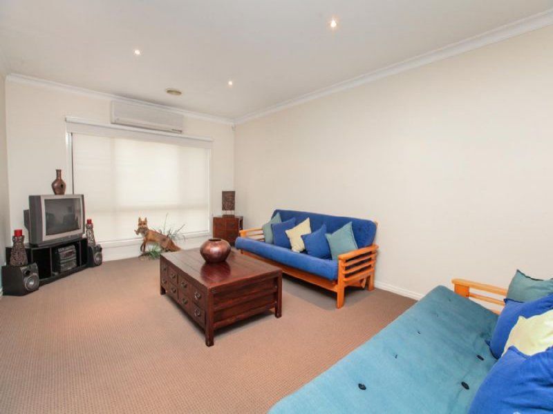 37 Leila Street, Deer Park - Thumbnail 3
