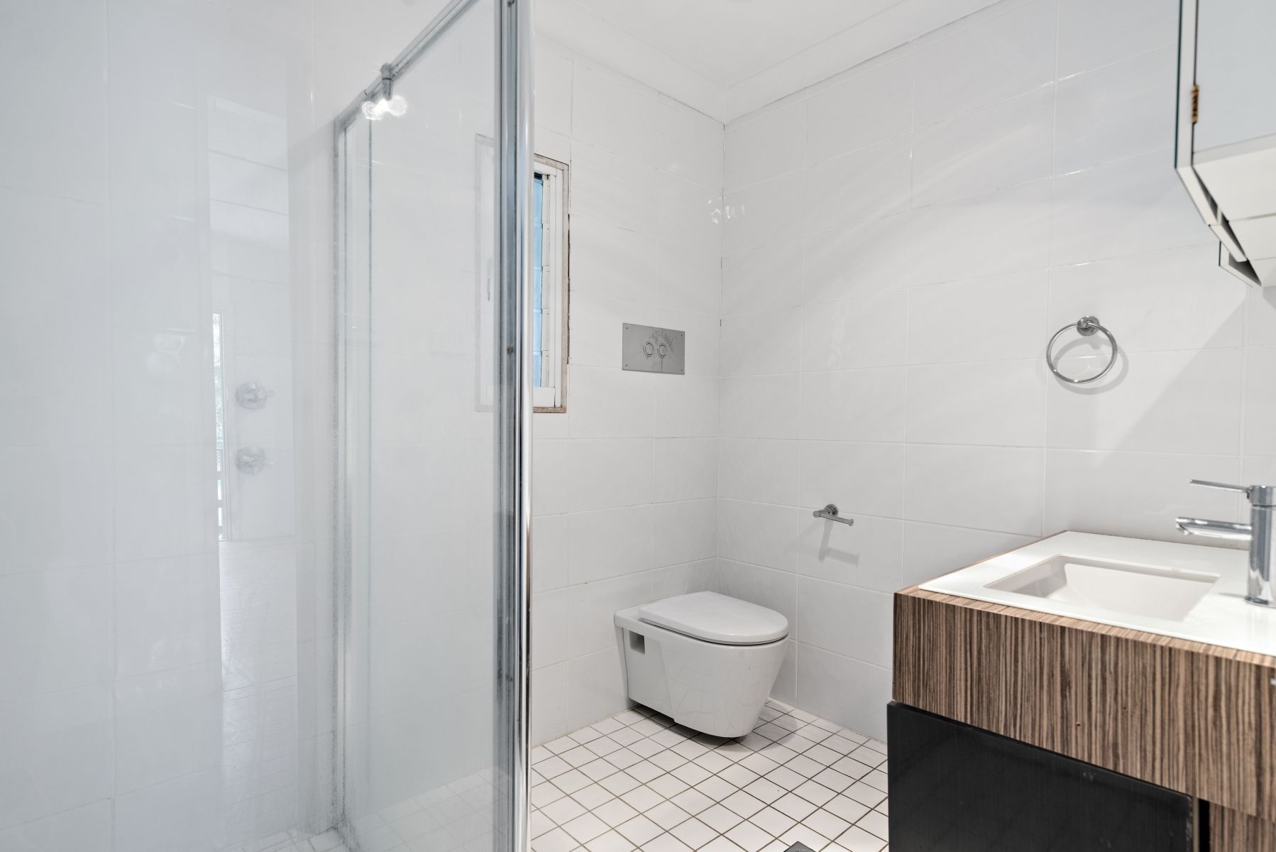 Real Estate For Sale 30 Winani Road Erina , NSW