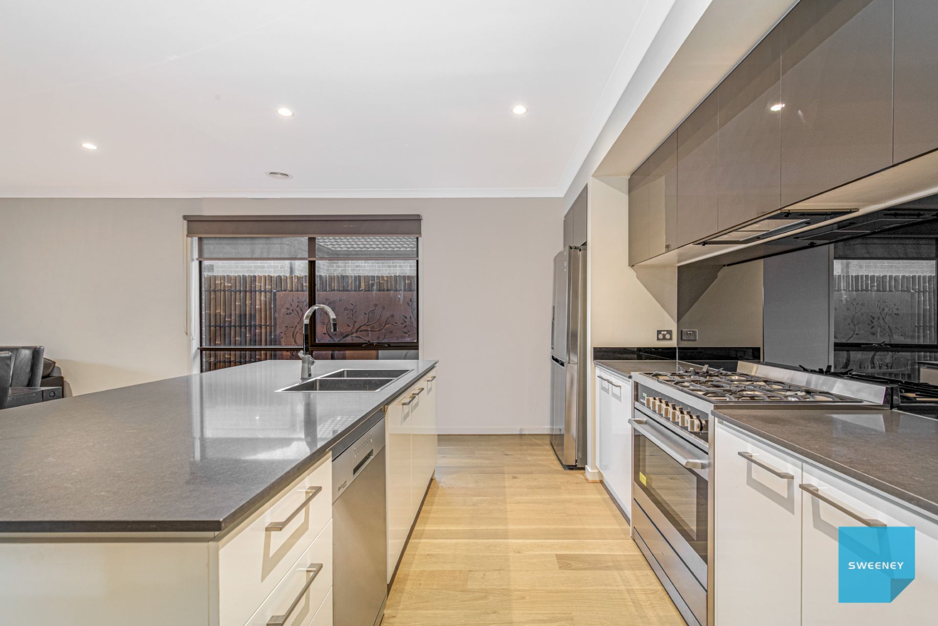 9 Arbourton Avenue, Aintree - Thumbnail 6