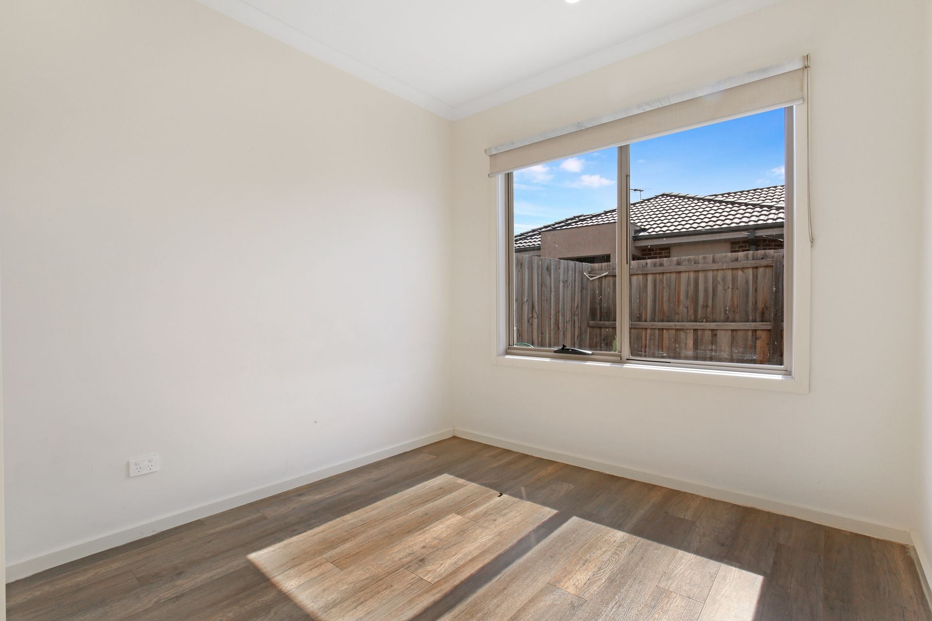 As New Unit in Great Location!
