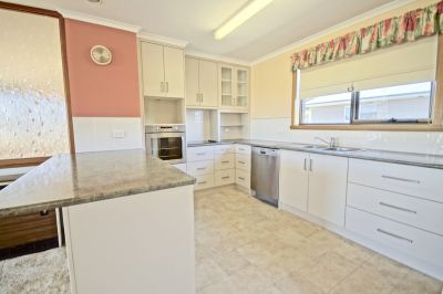 3
 
 
 
  
 
 
 2
 
 
 
  
 
 
 1
 
 
 
 
 
 
 
 20 Highfield Road, Ambleside TAS 7310, Ambleside - Thumbnail 6