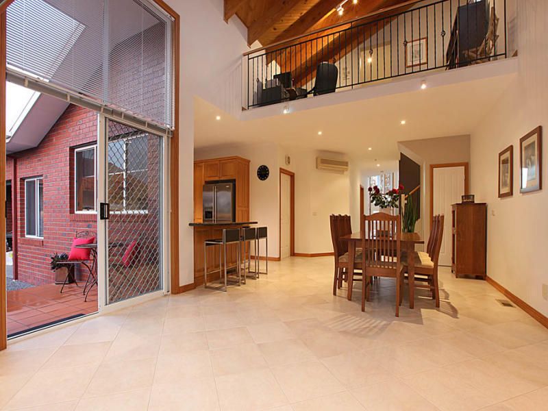 14 Trythall Avenue, Altona Meadows - Thumbnail 8