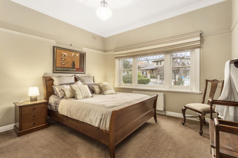 20 Aisbett Avenue, Camberwell - Thumbnail 6