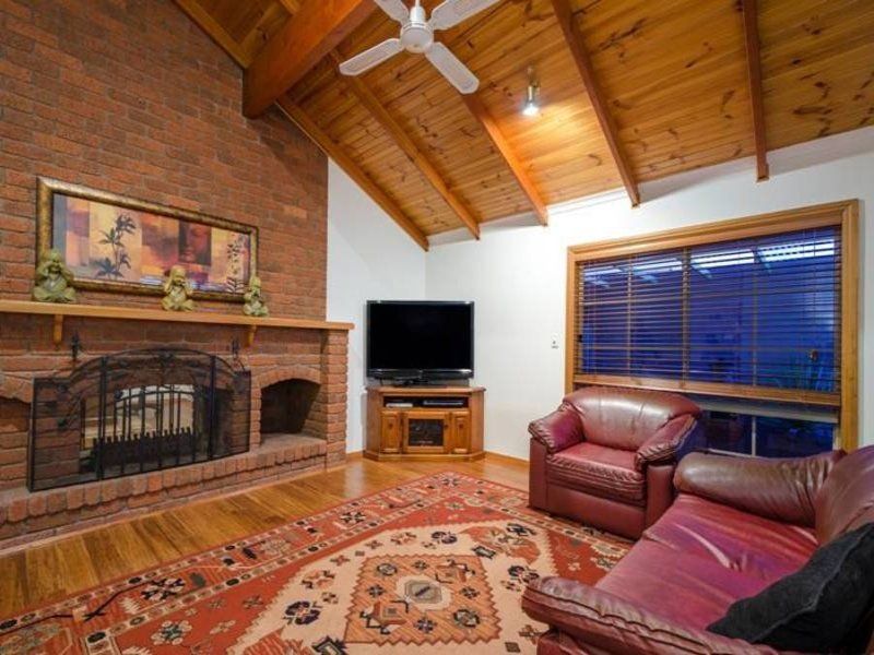 13 Ovington Place, Altona Meadows - Thumbnail 7