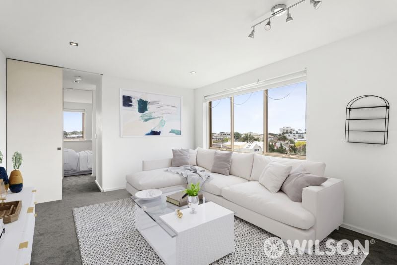 15/61 Robe Street ST KILDA VIC, St Kilda - Thumbnail 2