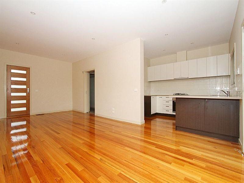 Own Street Frontage - Sure to Impress!