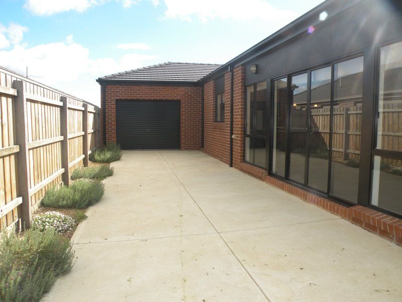 6 Nancarrow Drive DOREEN, Doreen - Thumbnail 7