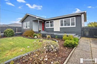 3
 
 
 
  
 
 
 1
 
 
 
 
 
 
 
 
 6 Middle Road, Devonport TAS 7310, Devonport - Thumbnail 4