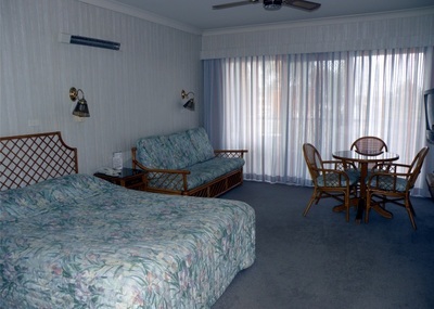 MOTEL FOR SALE - POPULAR MID COAST HOLIDAY DESTINATION