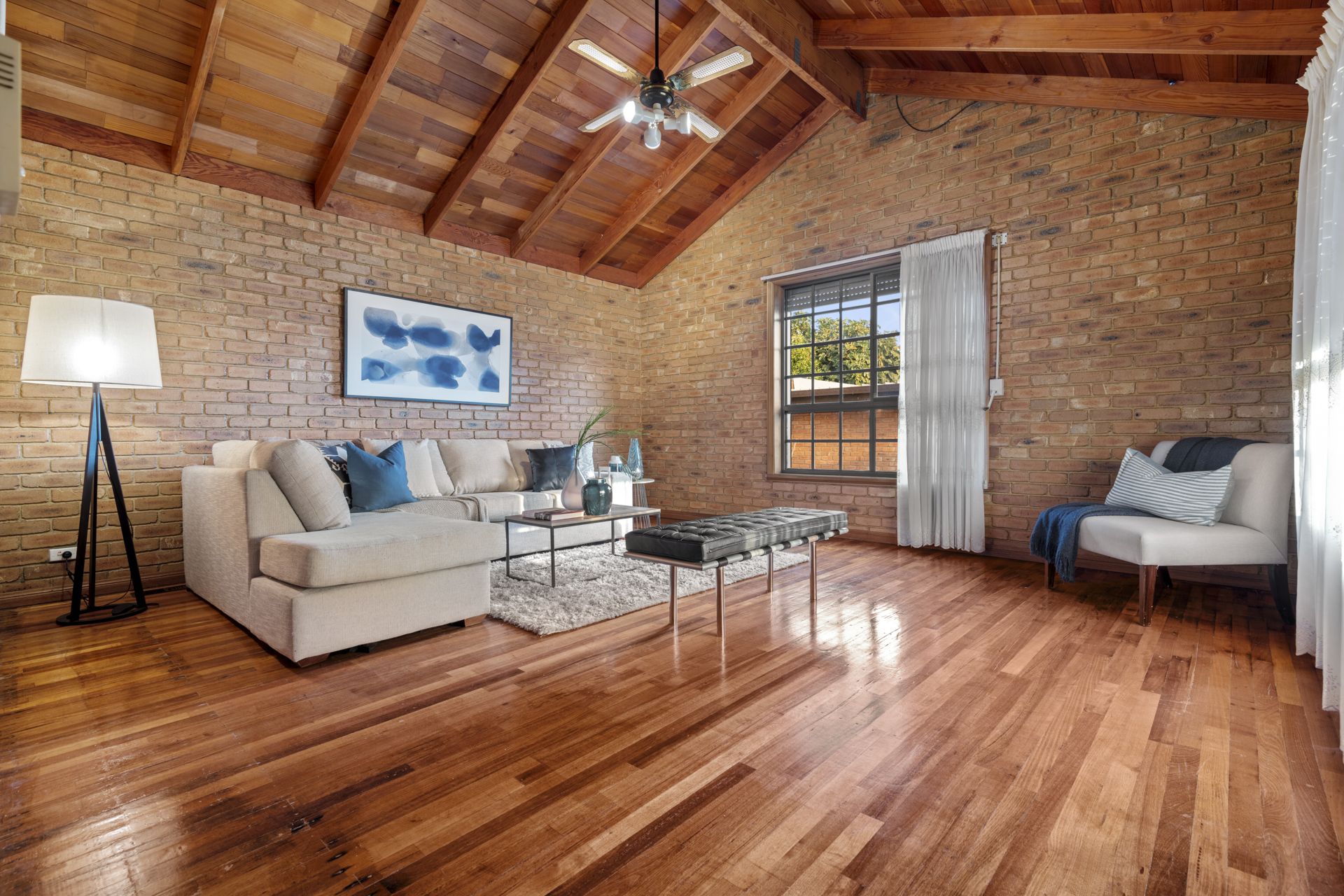 GOLDEN OPPORTUNITY ON GOLDSMITH