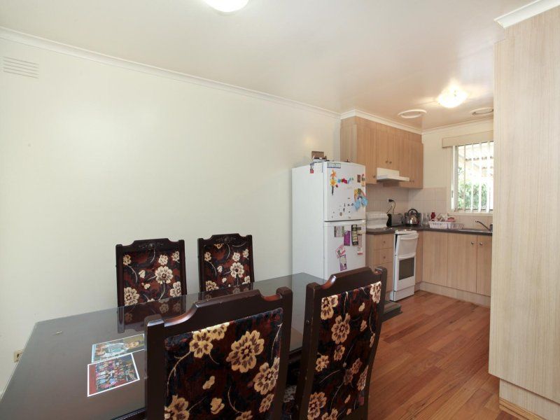 22 Tasman Avenue, Deer Park - Thumbnail 4