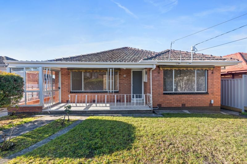 16 Winslow Avenue, Lalor