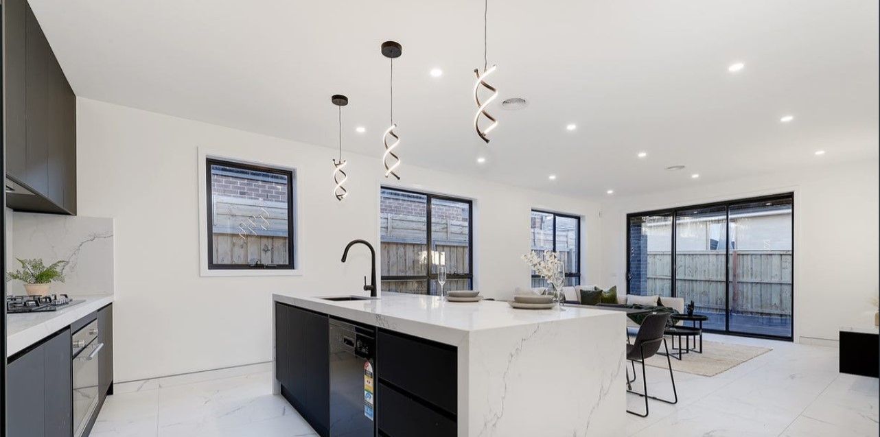 MODERN MICKLEHAM