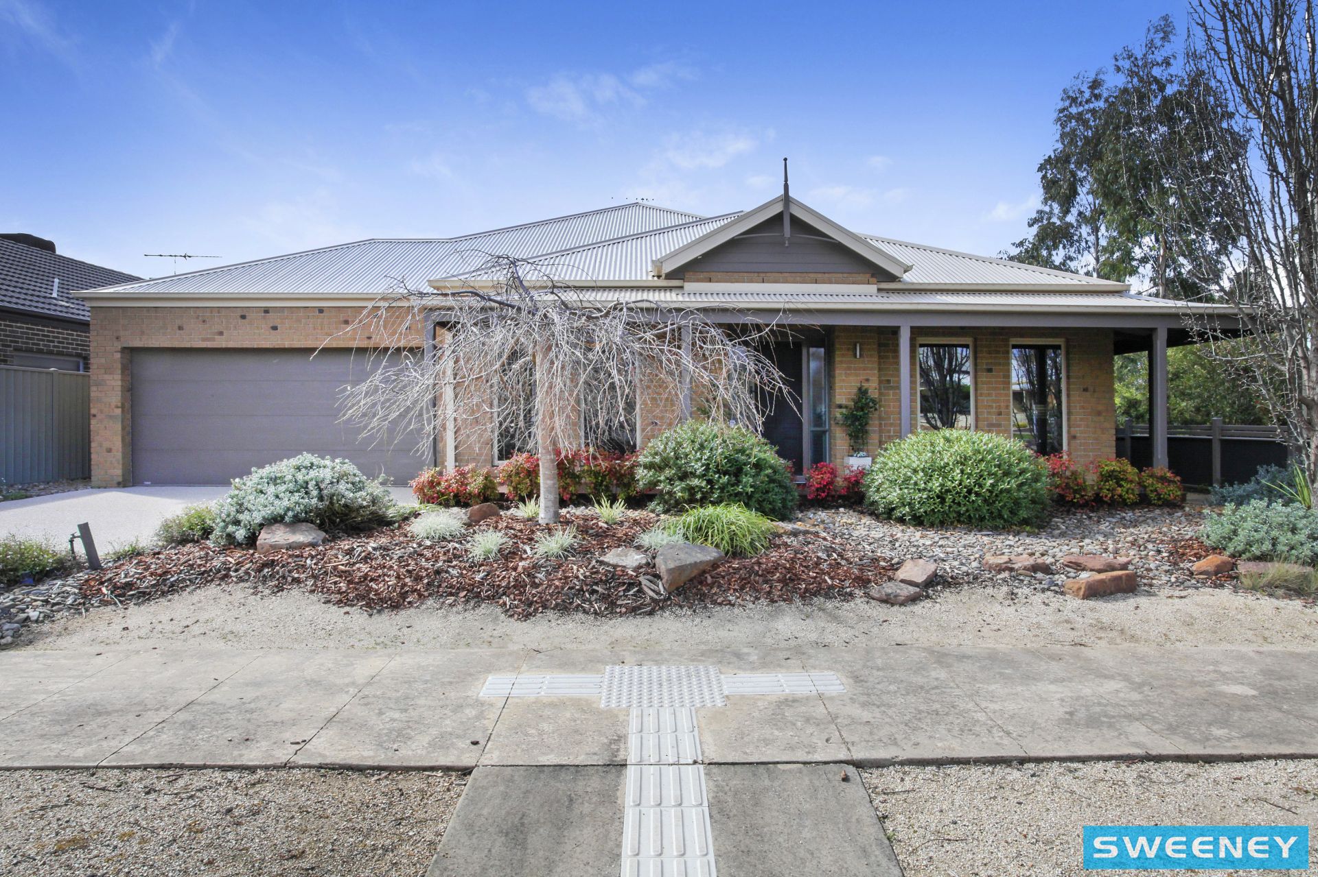 41 Kororoit Approach, Caroline Springs - Thumbnail 2