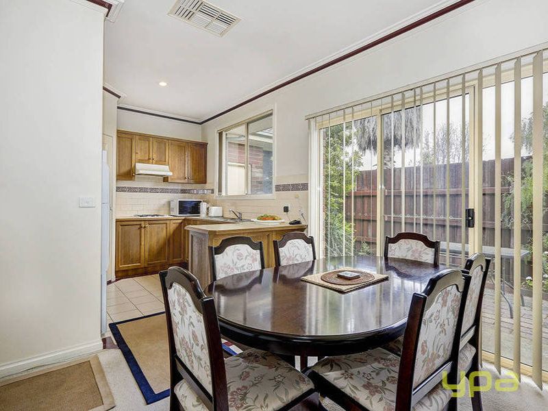 2/18 Rose Street, Altona - Thumbnail 2