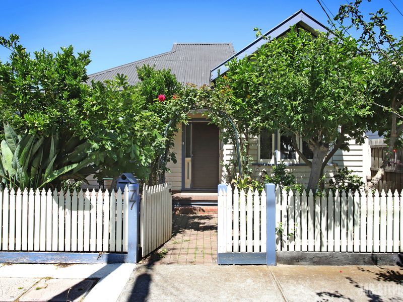 77 Chirnside Street KINGSVILLE VIC, Kingsville - Thumbnail 2