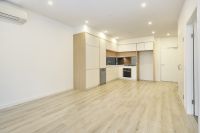 309/8 Aviators Way, Penrith